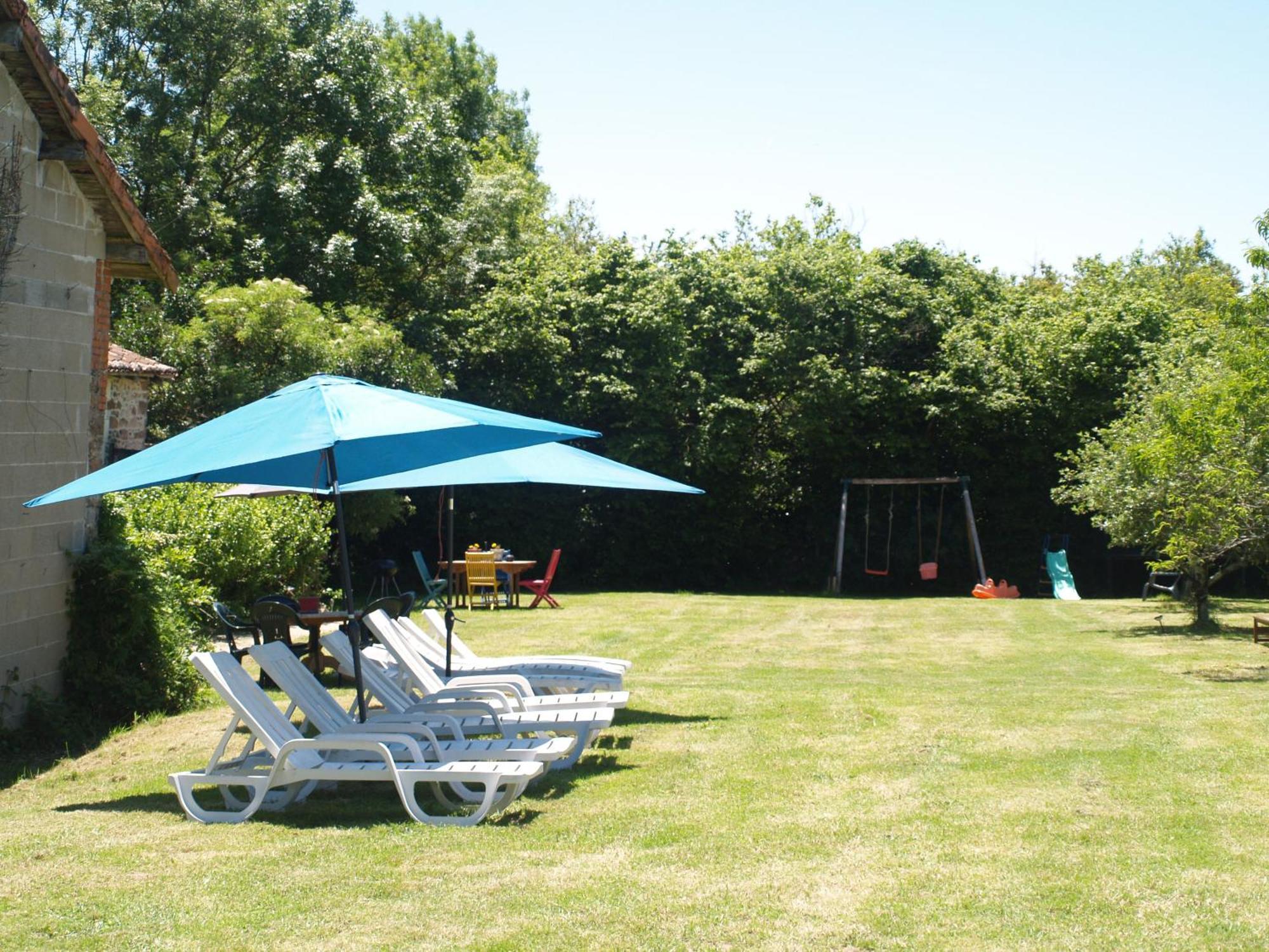 Tranquille Vienne Gites A Chirac Dept Charente 외부 사진