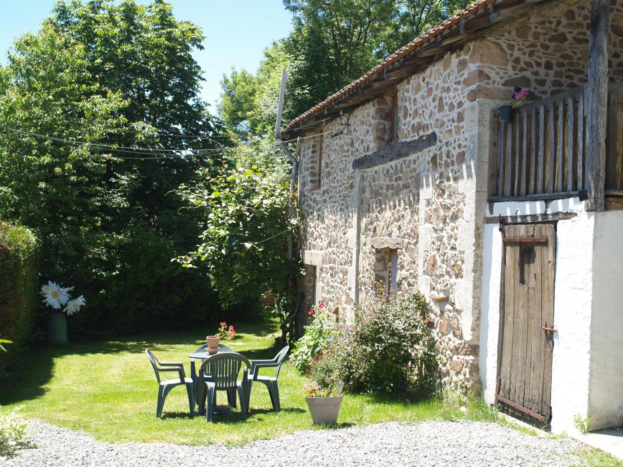 Tranquille Vienne Gites A Chirac Dept Charente 외부 사진